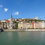 Le Vieux Lyon Charmant Et Authentique