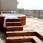 Lagrange Aparthotel Lyon Lumiere