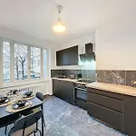 Cosy Appartement, Lyon 6E Barrier