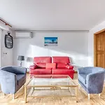 Guestready - Tranquil Escape In The City
