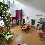 Alter\'Hostel