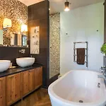 Le Cedre Du Liban -Urban Chic House In The City