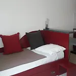 Bed In City - Le Virgile