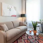Renting Lyon Pirard