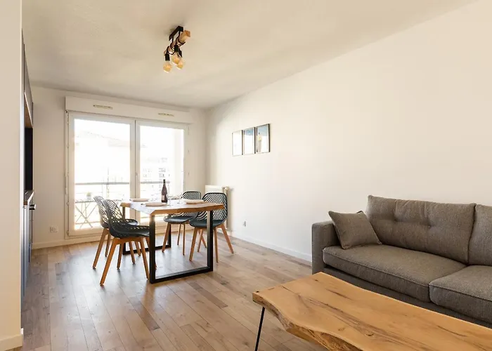 Dify Bourbonnais - Quartier Vaise