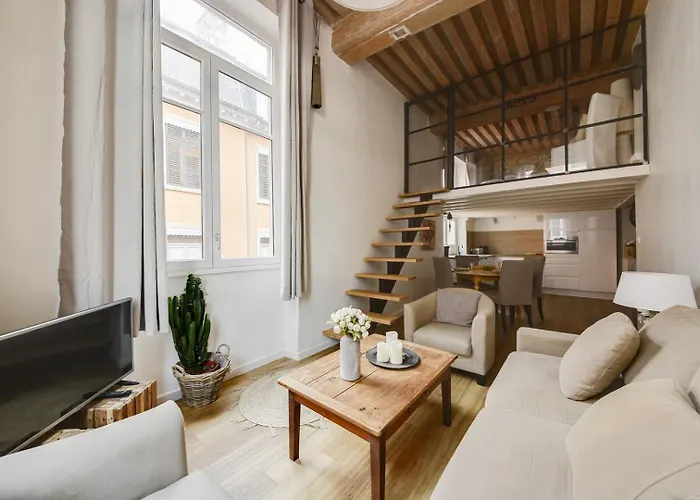 Guestready - Magnificent Duplex Canut Hypercentre