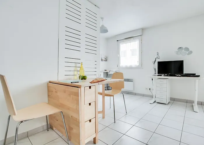 Spacious Apartement Nearpart-Dieu