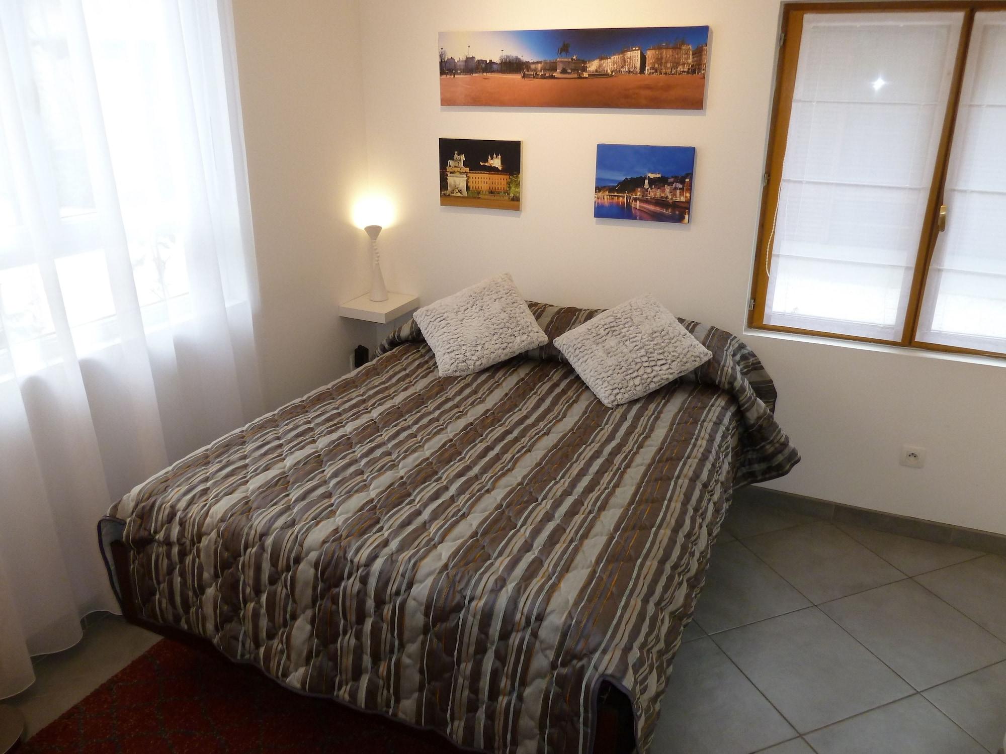 B&B 