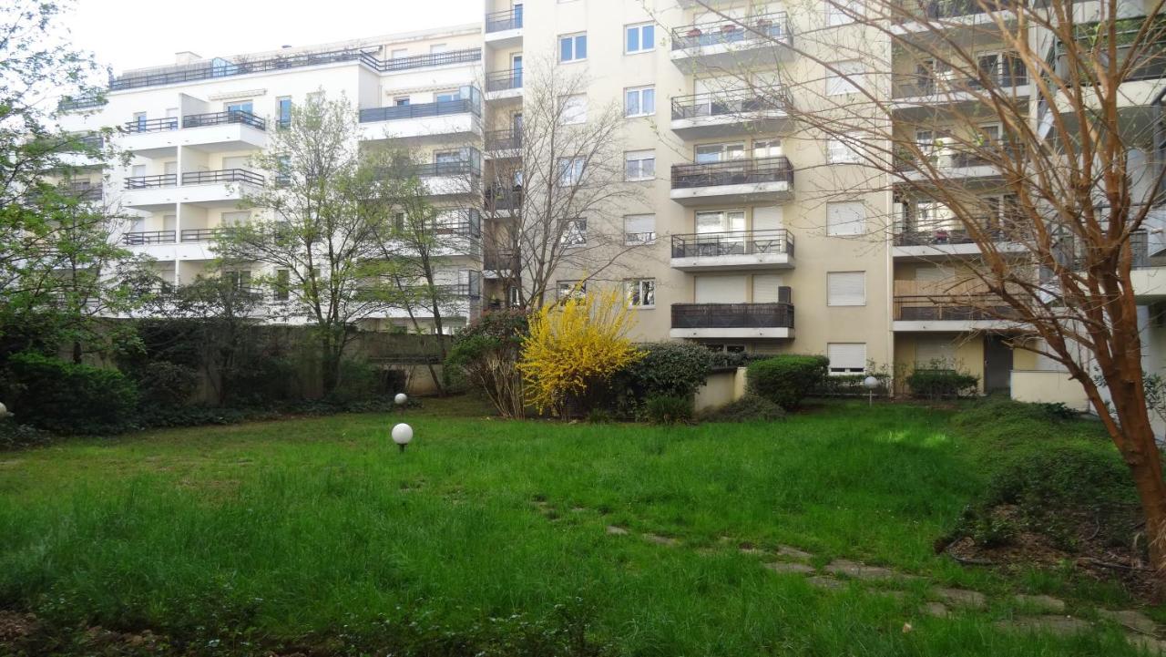Apartment T2 Standing Confort Au Calme - Parking En Option *