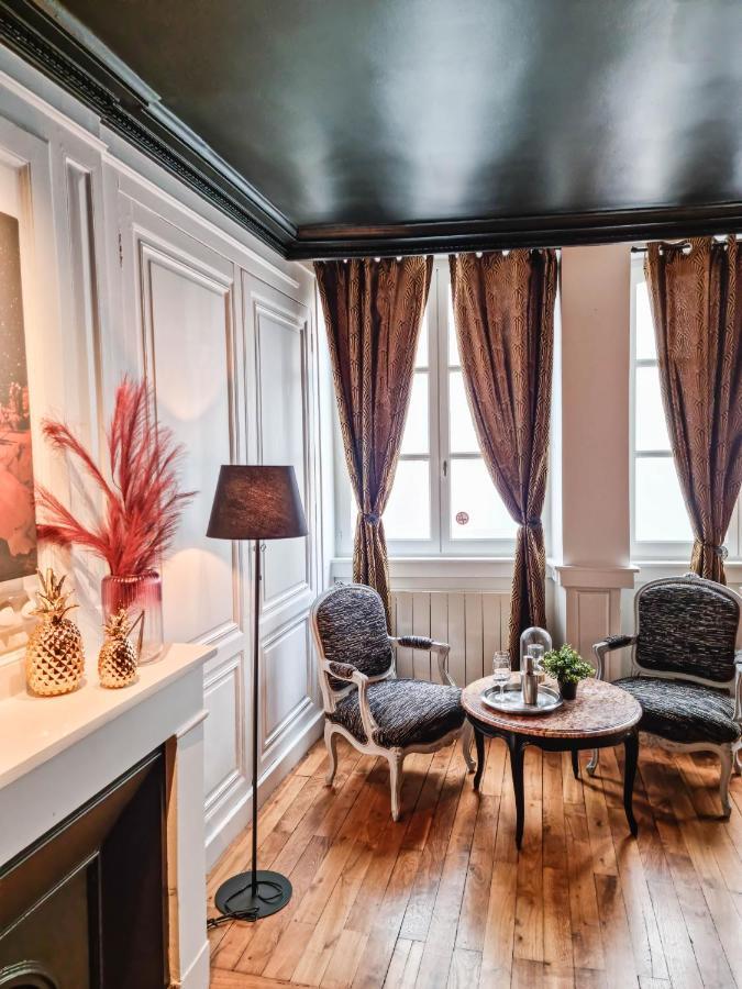 Majord'Home - Le Boudoir - Balnéo - Lyon Centre Apartamento *