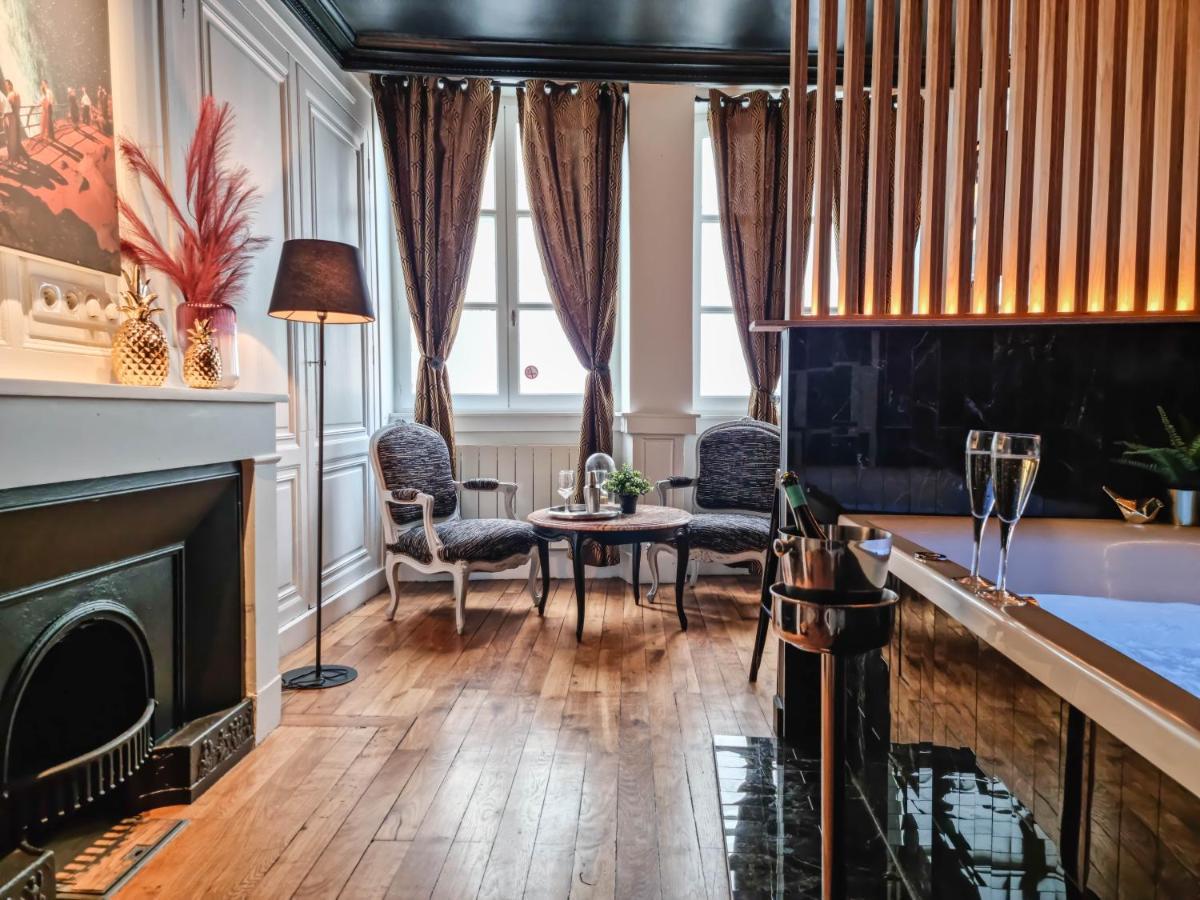 Majord'Home - Le Boudoir - Balnéo - Lyon Centre Apartamento Lyon