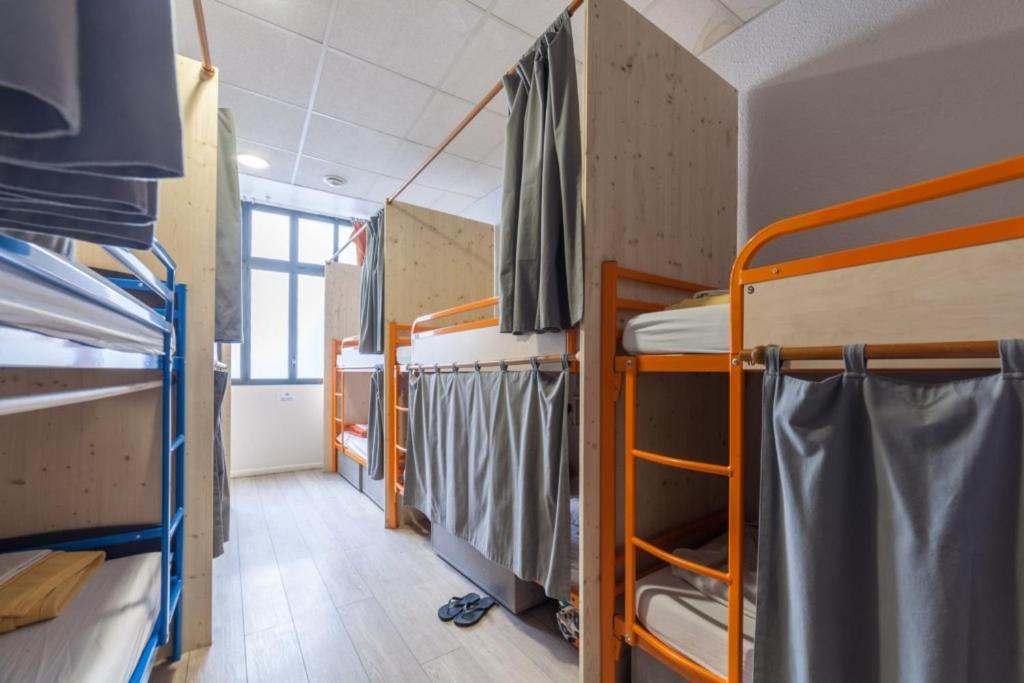 Hostal Alter'hostel *
