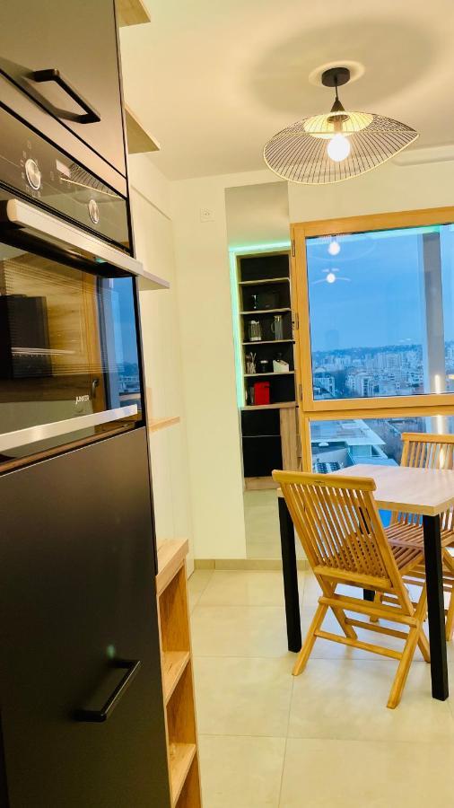 Bel Mod Mont D'or - Belvédère Moderne Apartment