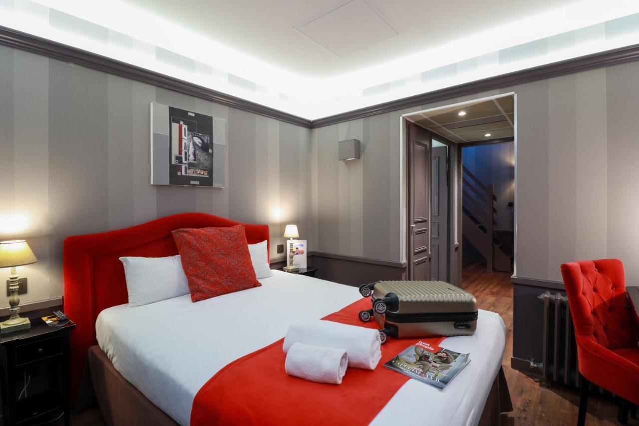 Alexandra Hotel 4*