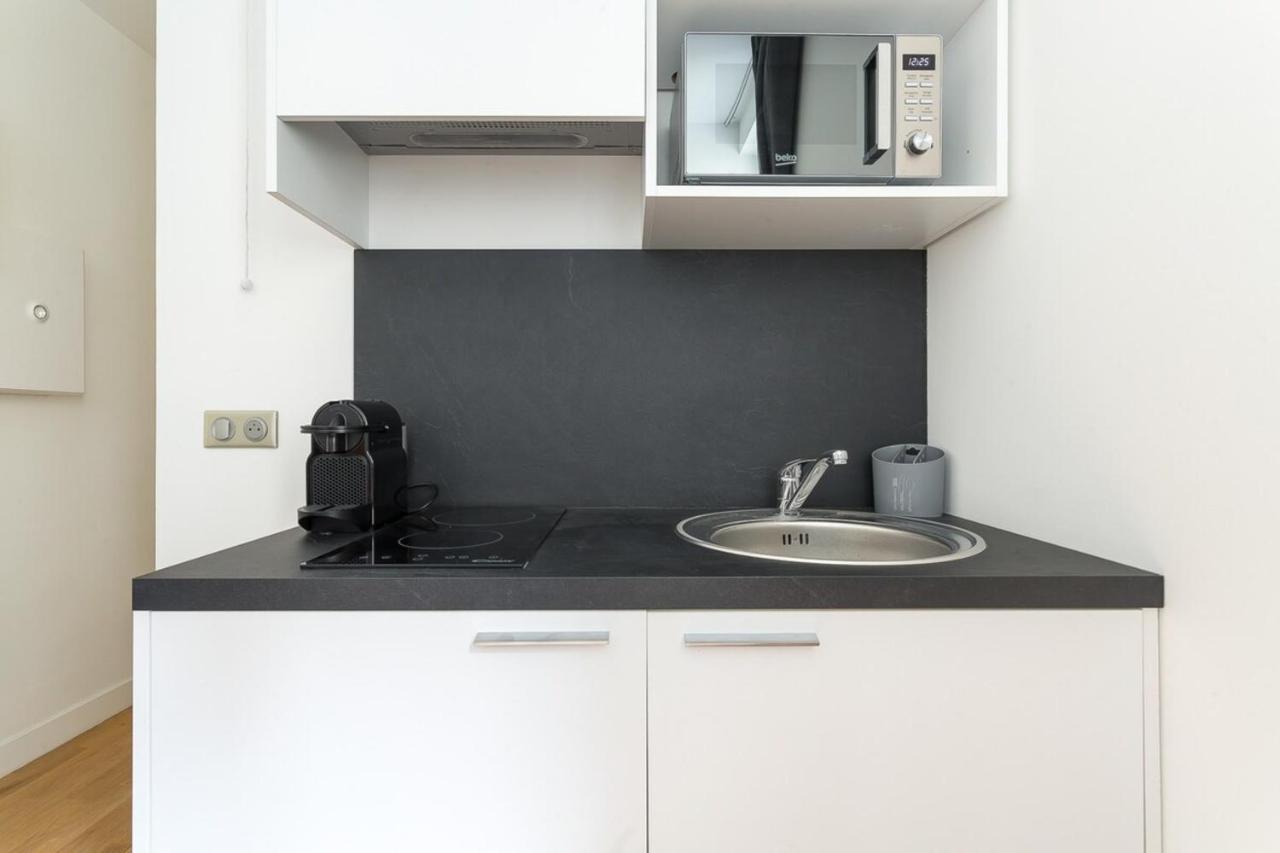 Appartement Studio Henri Germain Equipe - Coeur 2eme *