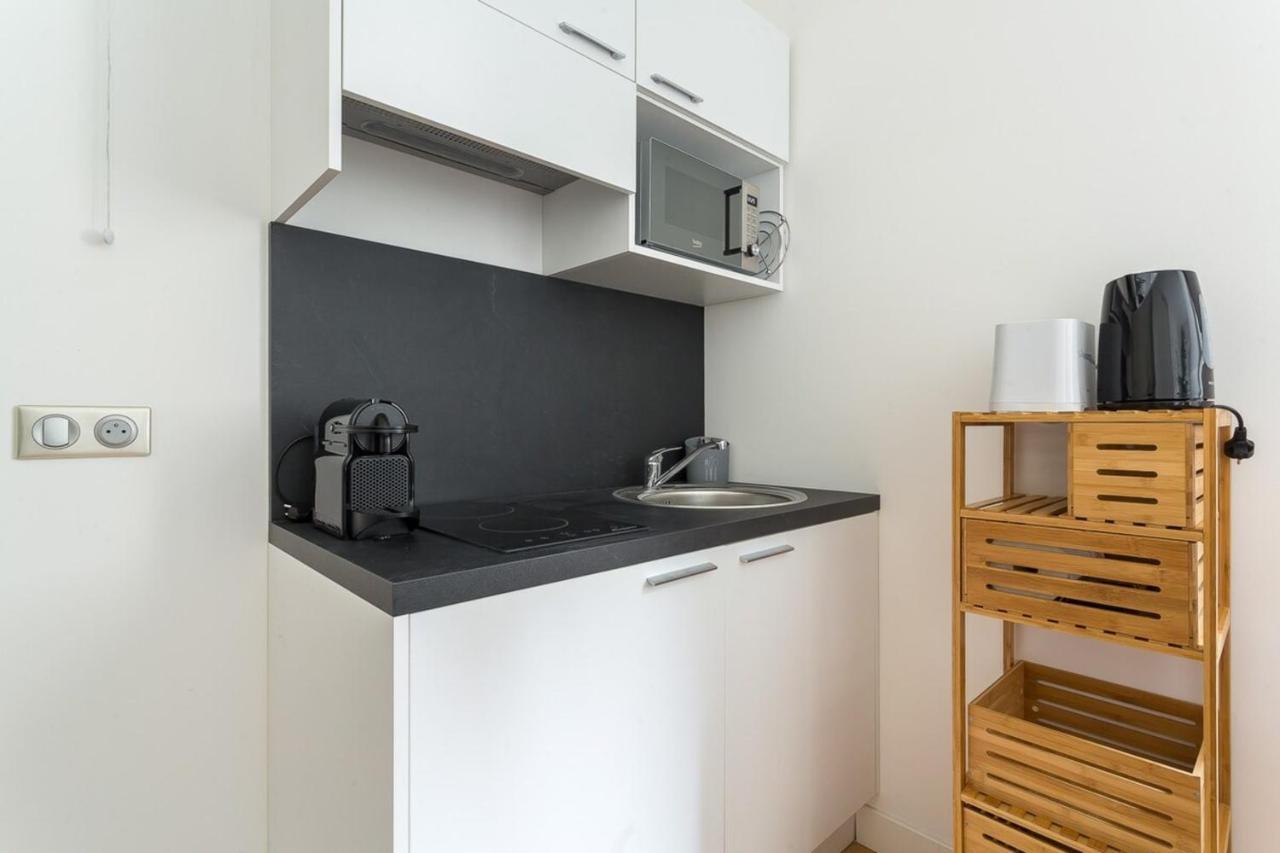 Studio Henri Germain Equipe - Coeur 2eme Appartement *