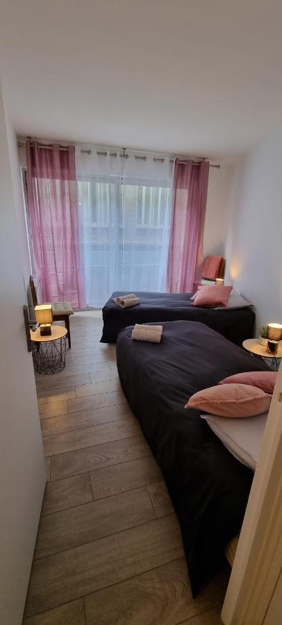 Appart T3 Avec Parking 6eme Brotteaux Lycee Du Parc Apartment *