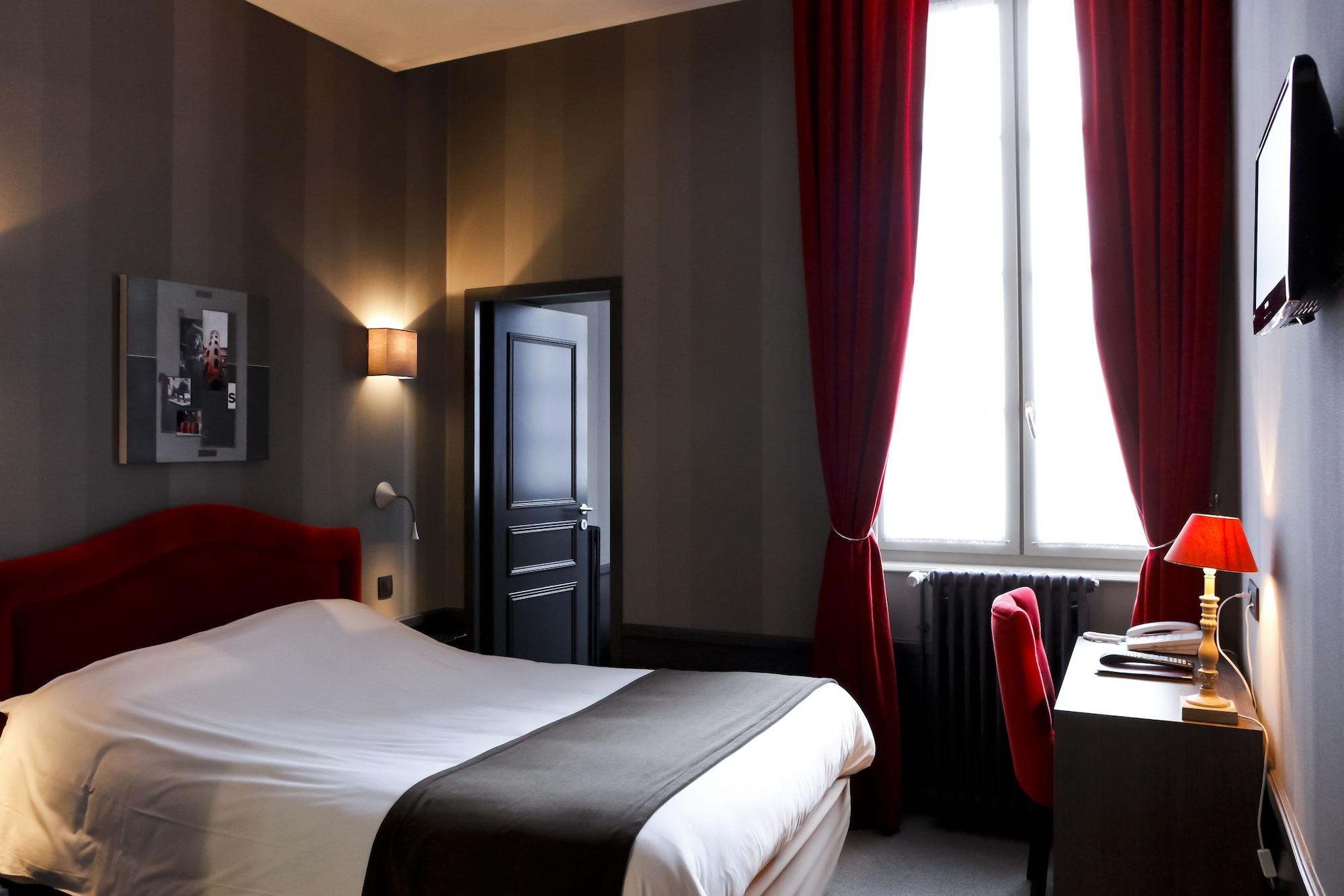 Alexandra Hotel