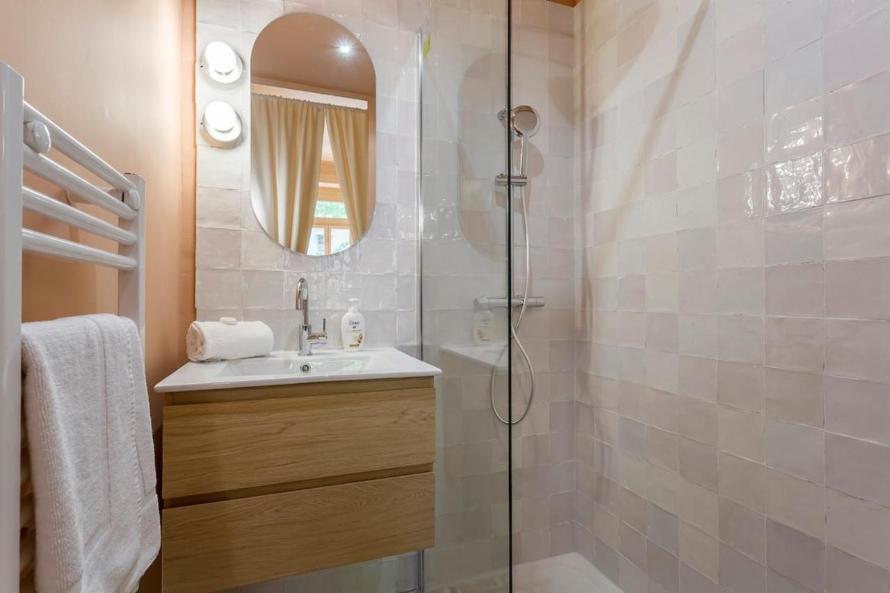 Hamac Suites - Pink - Ideal Couple Apartment