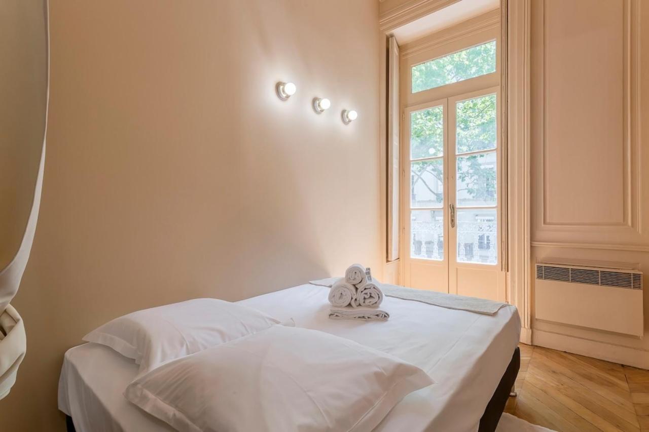 Hamac Suites - Pink - Ideal Couple