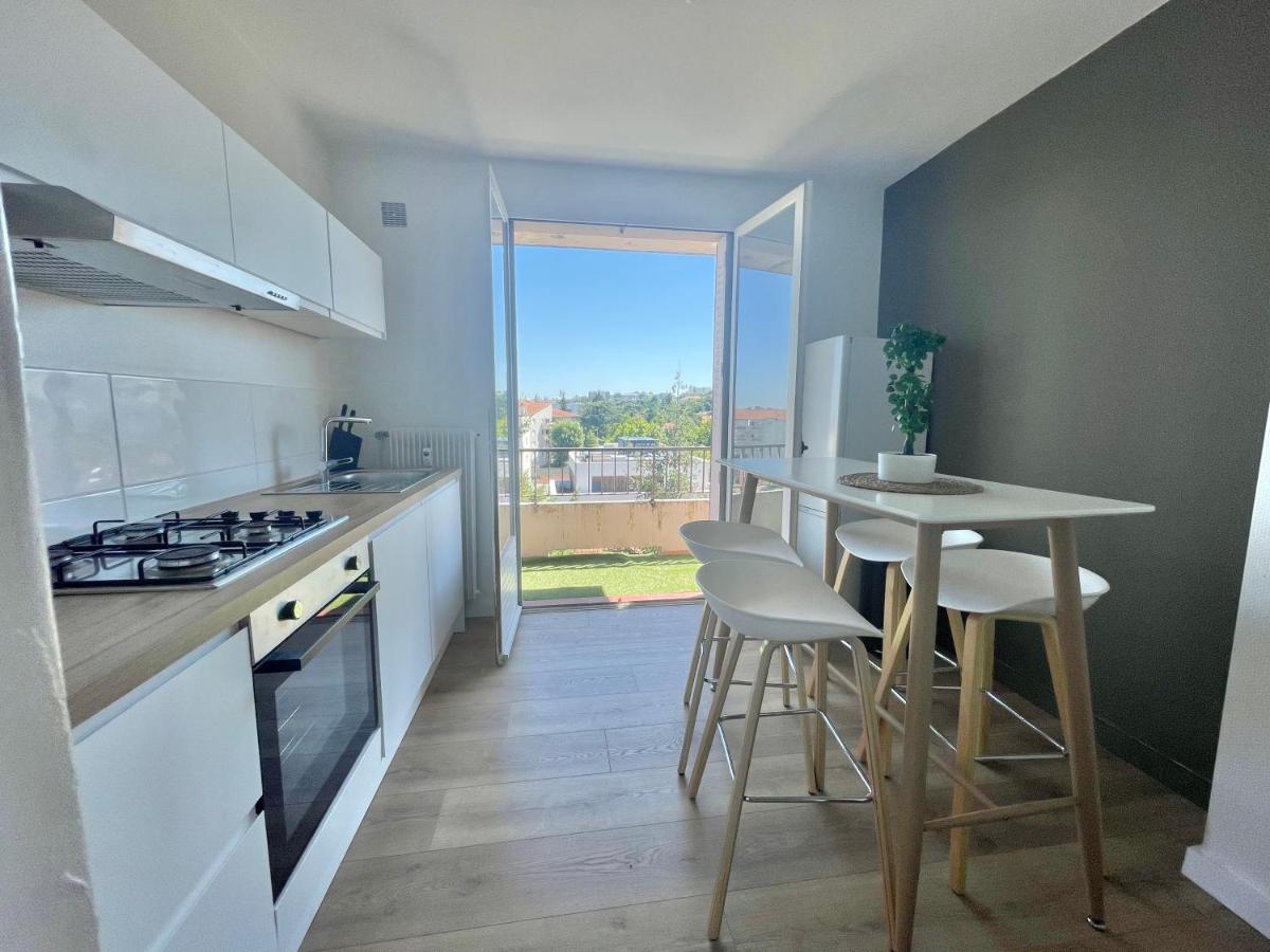 Charcot Apartment
