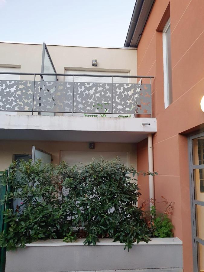 Fonctionnel Au Calme Avec Garage Individuel Et Balcon Lyon