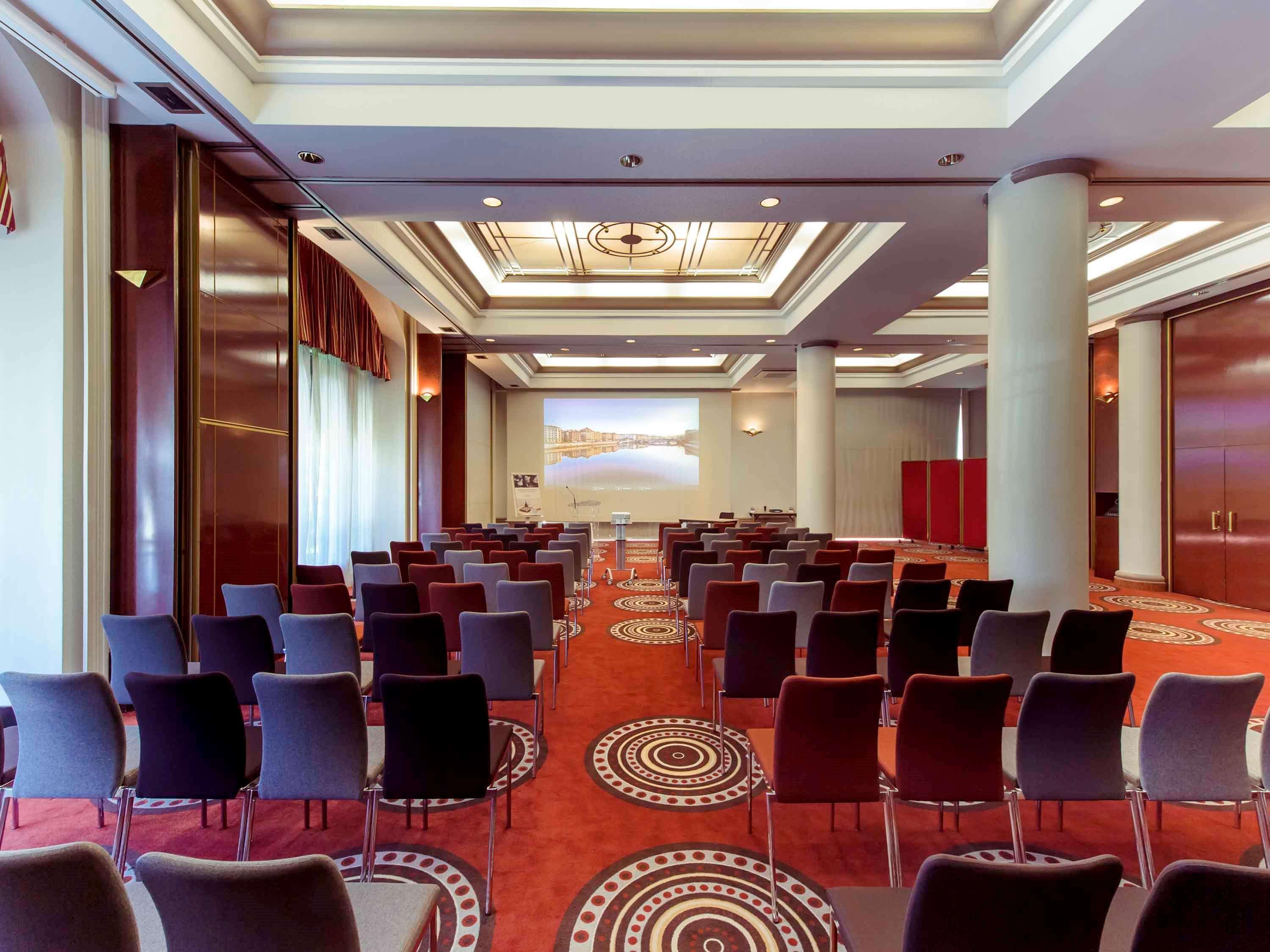 Mercure Centre Chateau Perrache 4*