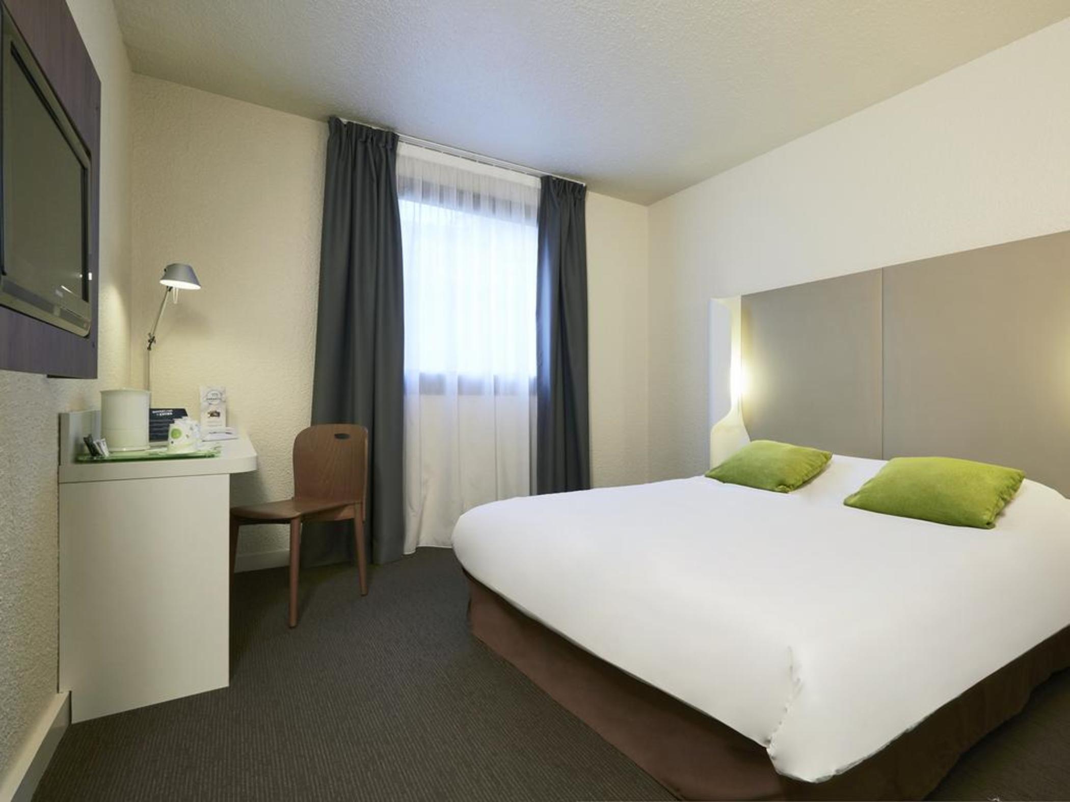 Hotel Campanile Centre - Berges Du Rhone Lyon