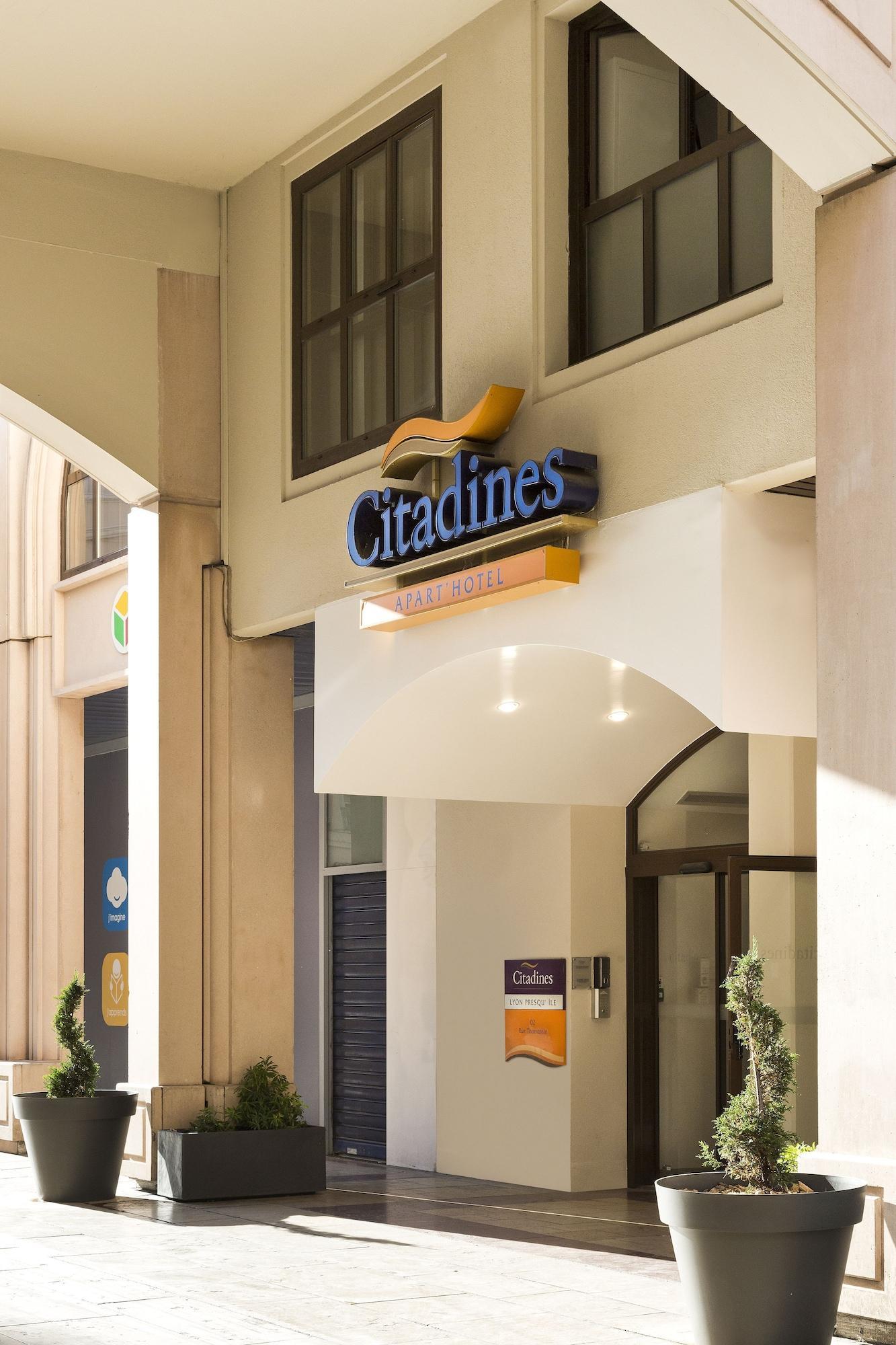 Aparthotel Citadines Presqu'ile 3*