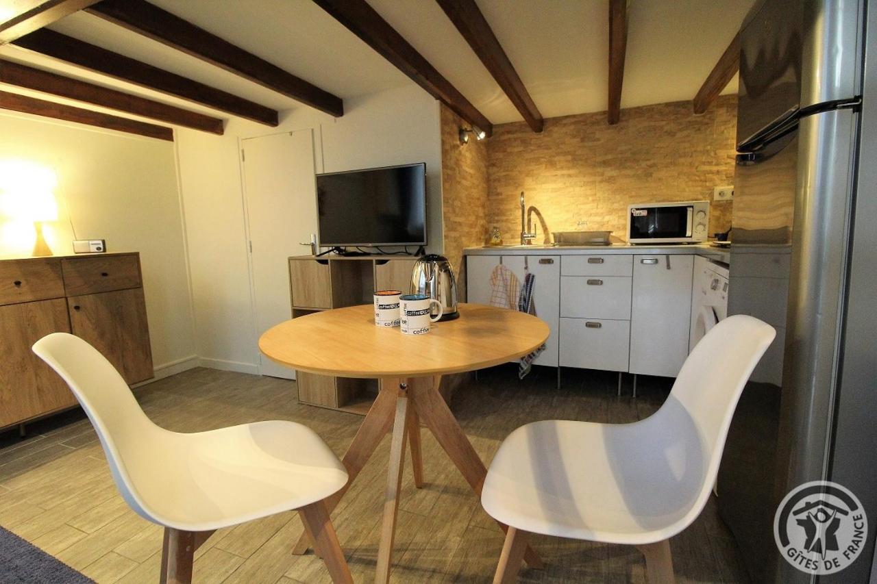 Le Magneval Bed & Breakfast *