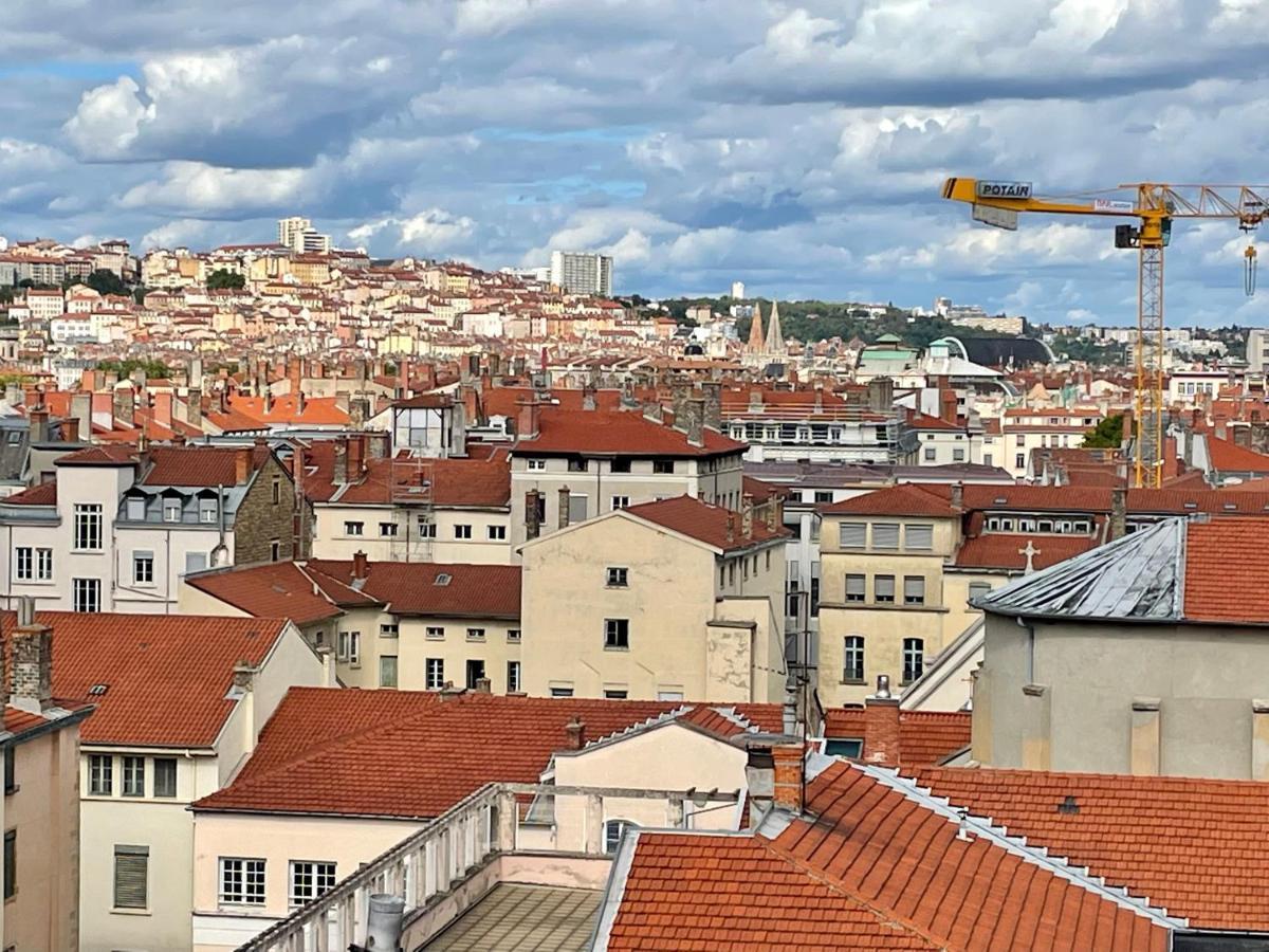 Unique! Maison Sur 1 Toit Avec Vue Extraordinaire! Appartement Lyon