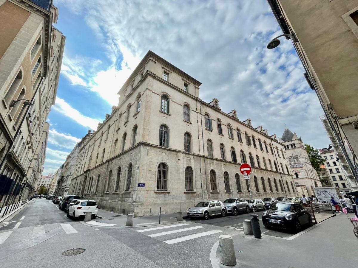 Unique! Maison Sur 1 Toit Avec Vue Extraordinaire! * Lyon