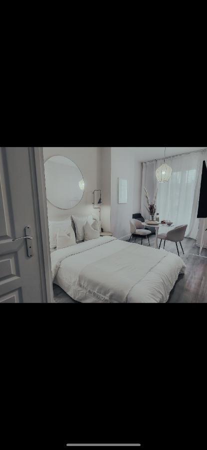 Onega Appartement *