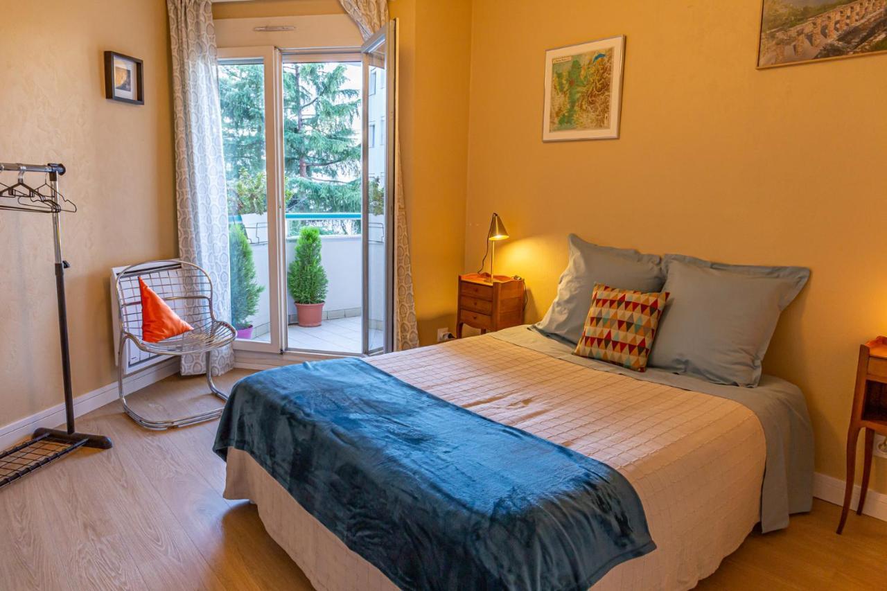 Apartment Parc Blandan - T2 Calme Lumineux Et Bien Situe. *