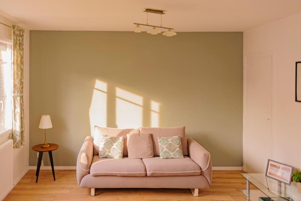 Appartement Traversant Elegant - Parking Prive Lyon