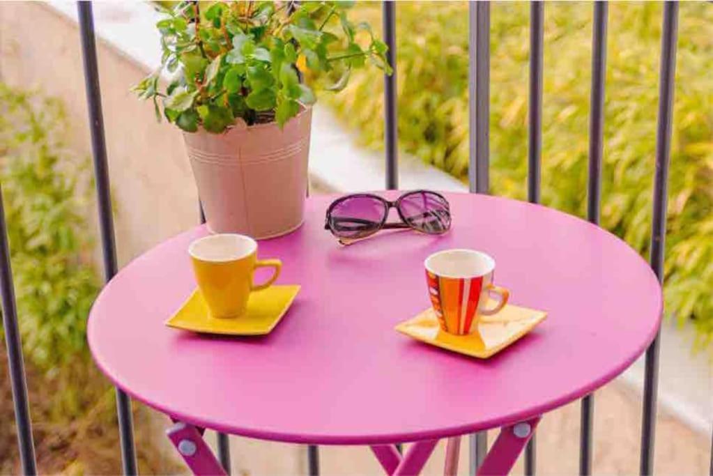 Traversant Elegant - Parking Prive Appartement