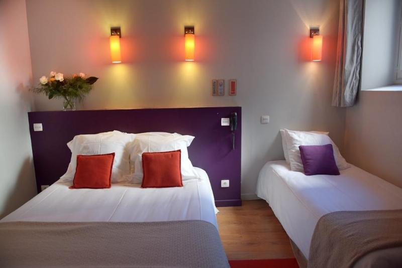 Hotelo Charité Hotel 3*