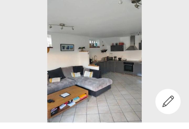 Habitación en casa particular Souriante Lyon