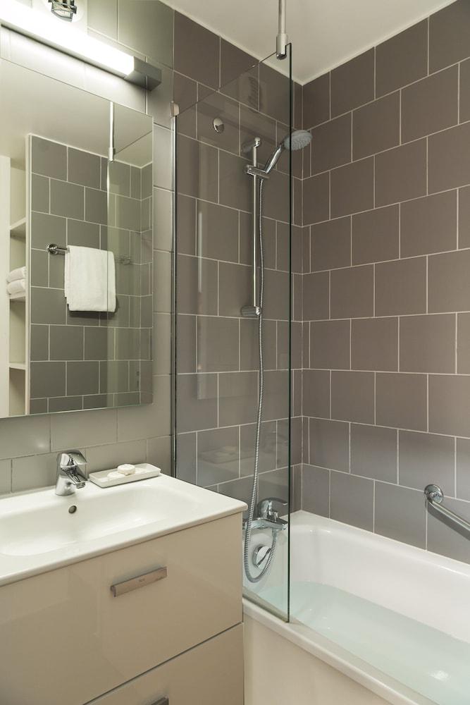 Citadines Presqu'ile 3*