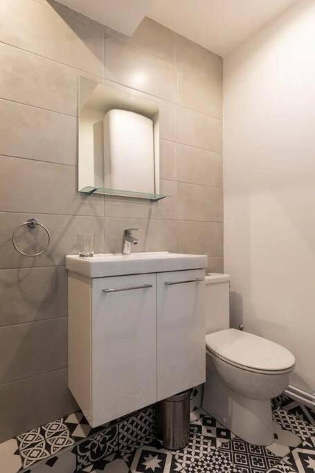 Le Flesselles - Hyper Centre - Calme Et Cosy Appartement *
