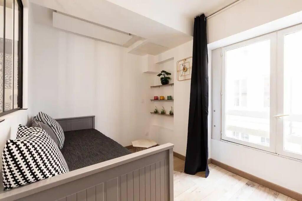 Appartement Le Flesselles - Hyper Centre - Calme Et Cosy *