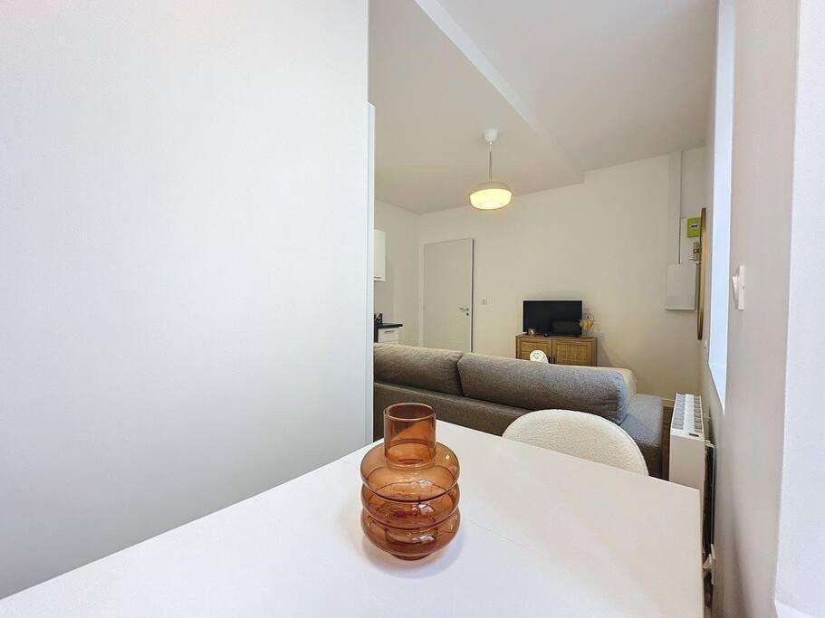 Cosy Studio, Centre Thomassin 1 Apartment *