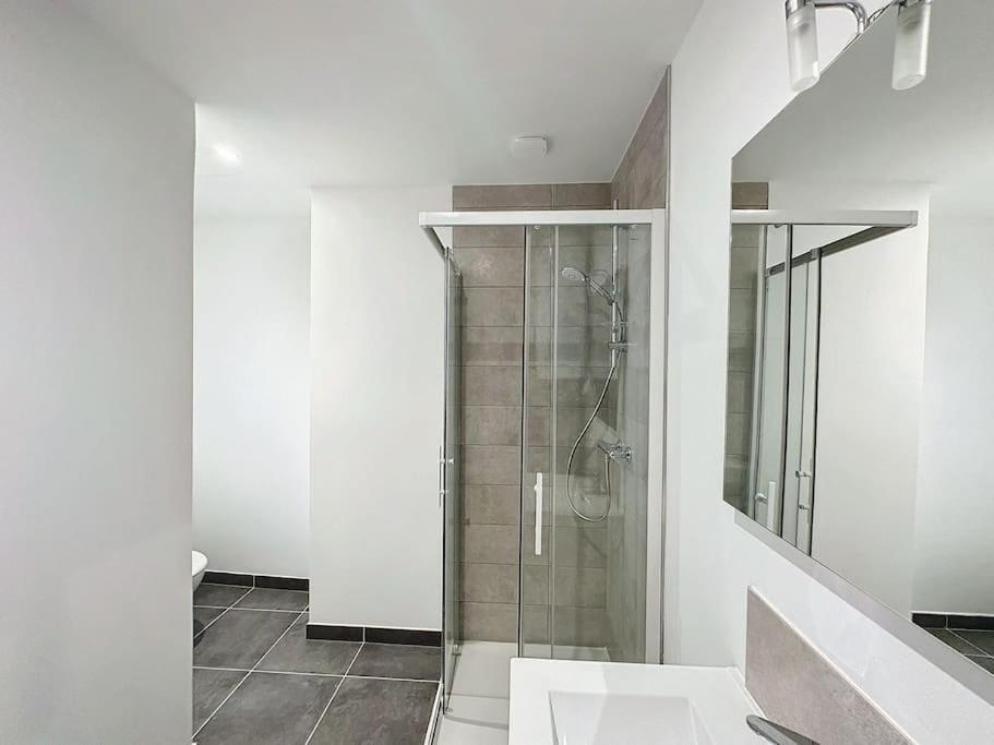 Cosy Studio, Centre Thomassin 1 *