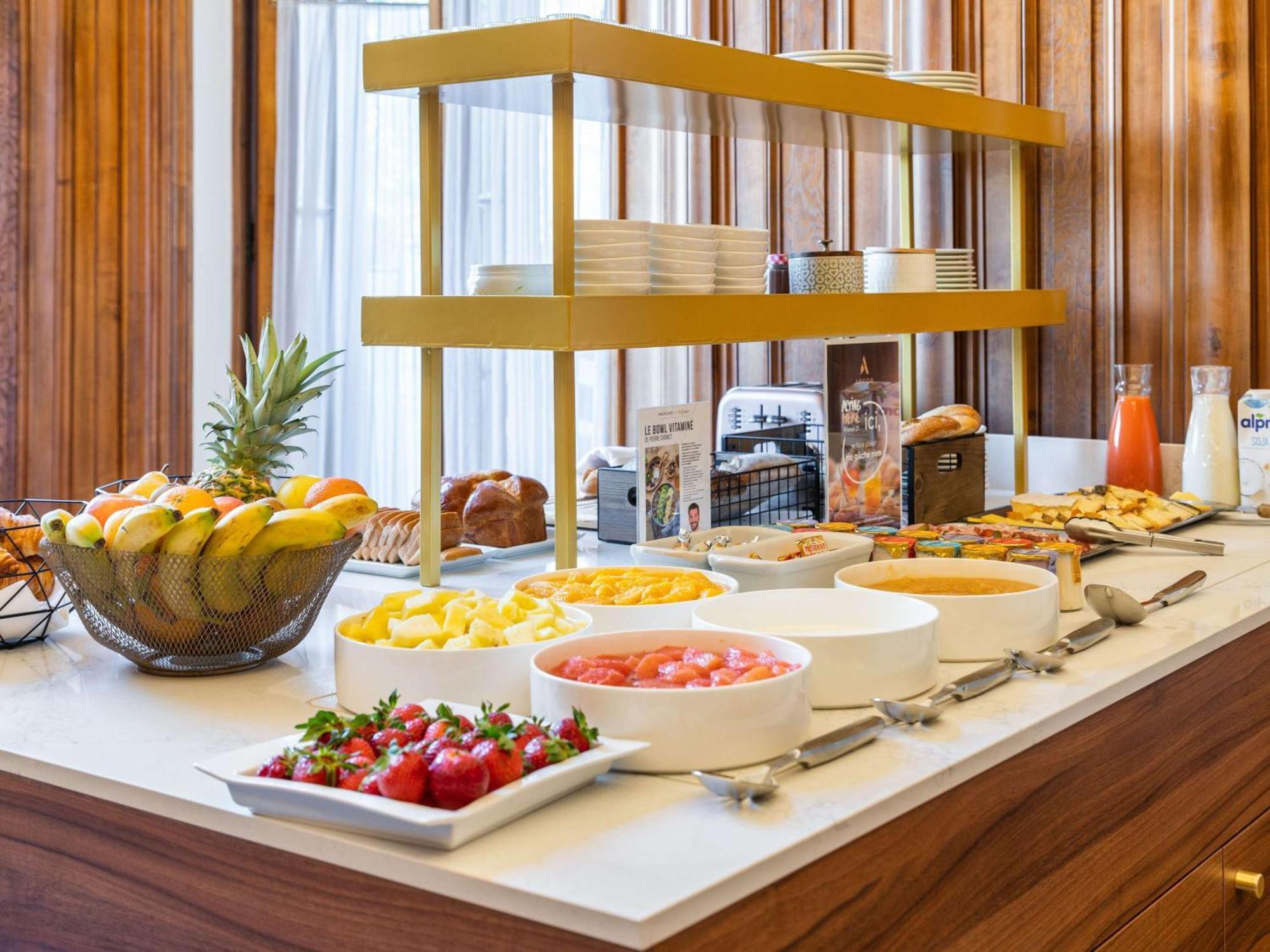 Hotel Mercure Centre Chateau Perrache 4*