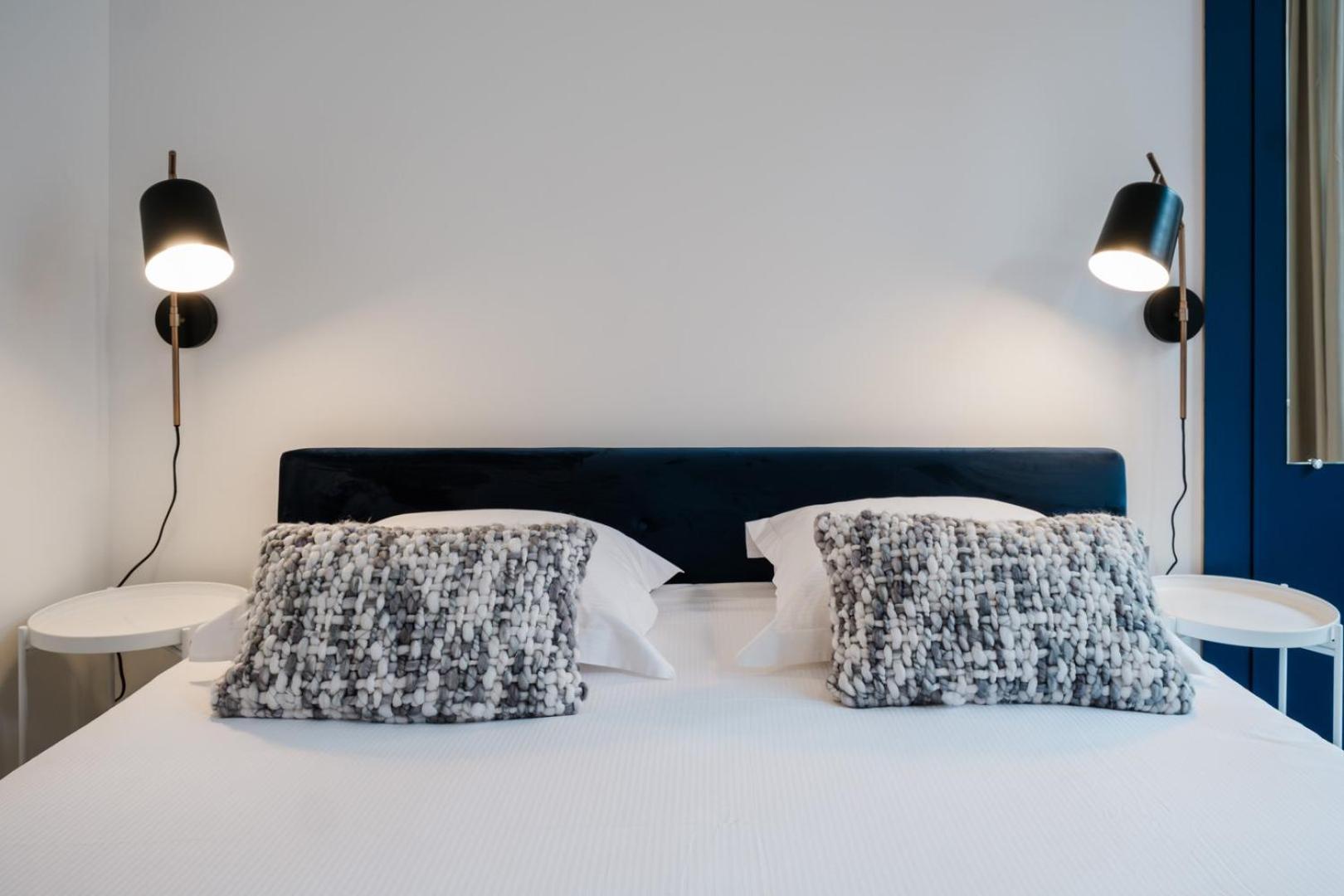 Bright And Peaceful T2 In Town Center Ail Apartamento