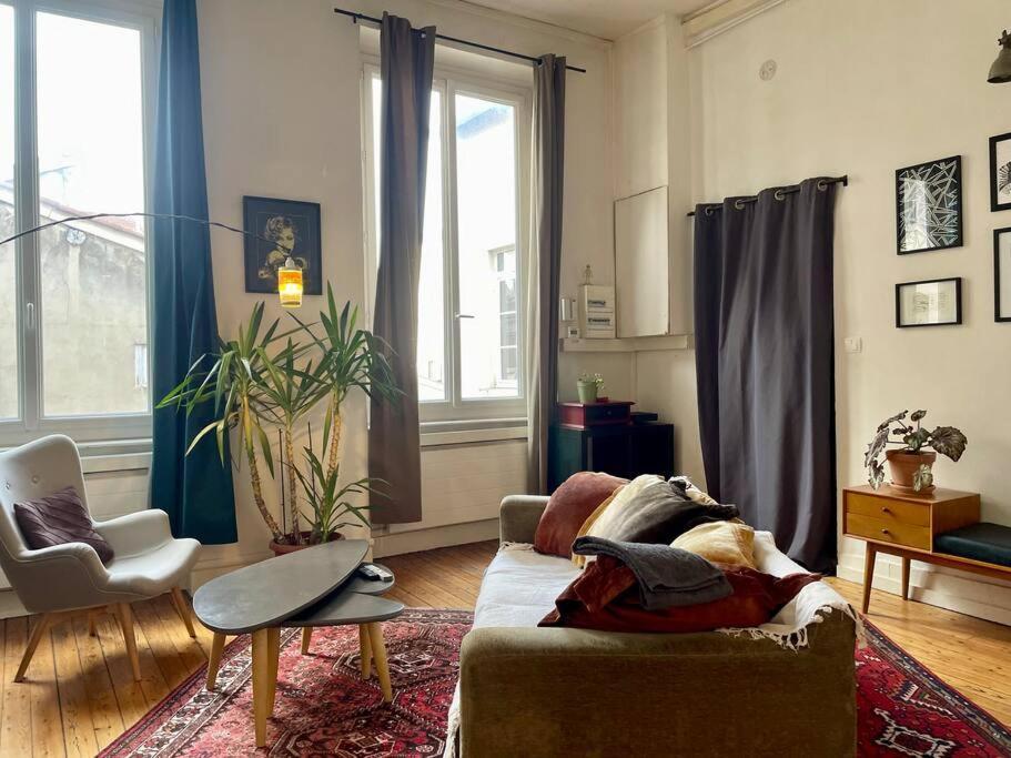 Apartment Petit Cine Croix-roussien