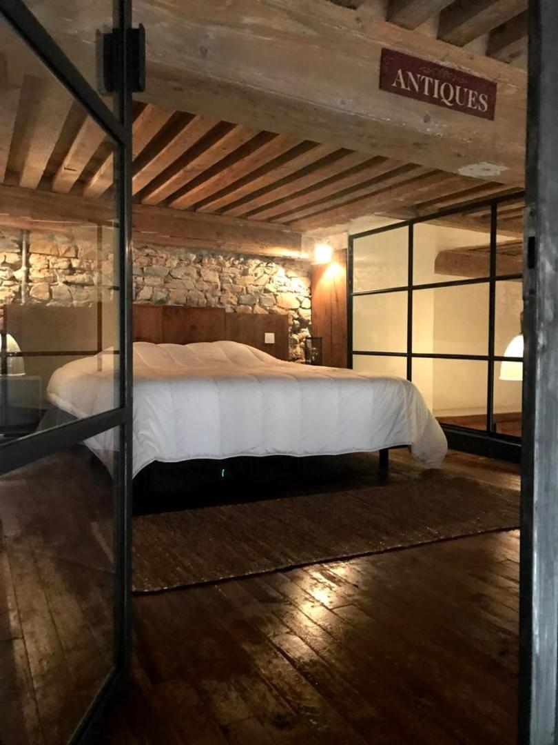 Appartement Guestready - Magnificent Duplex Canut Hypercentre *