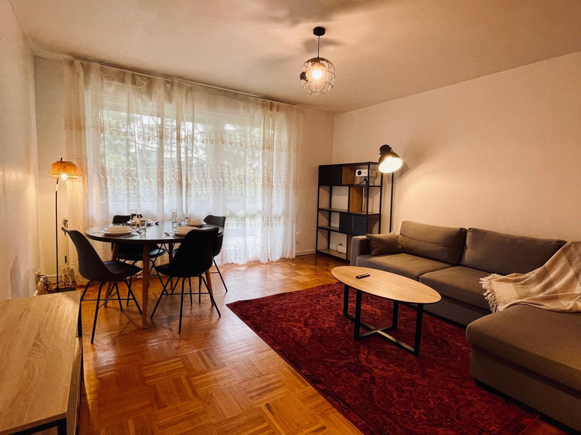Apartment Authentique *