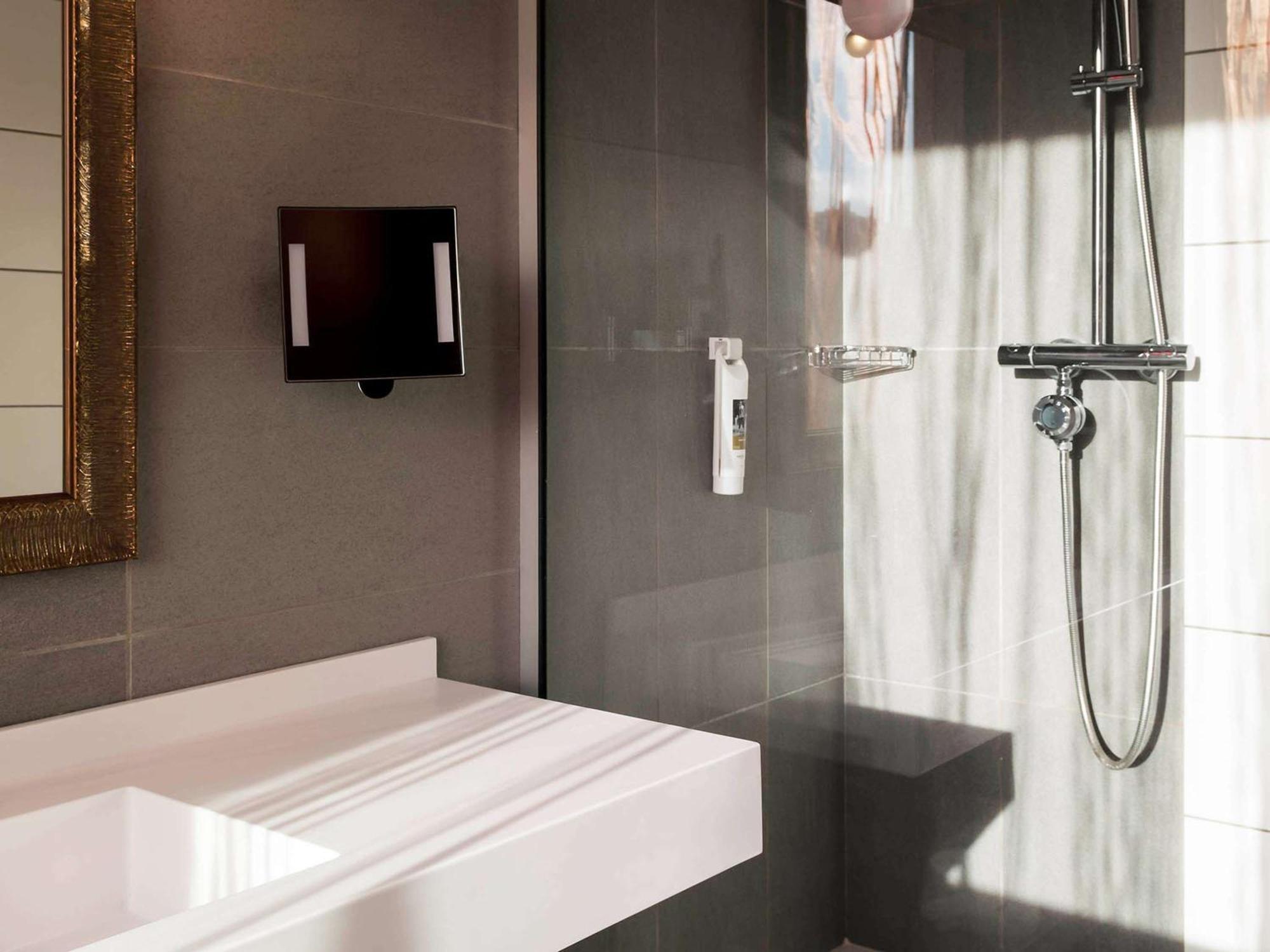 Hotel Mercure Centre - Gare Part Dieu