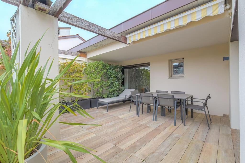 6eme - Crequi 170 M2 Avec Terrasse Appartement *